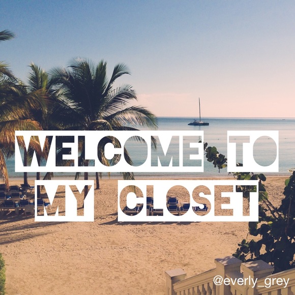 Welcome to my closet! - Picture 1 of 1